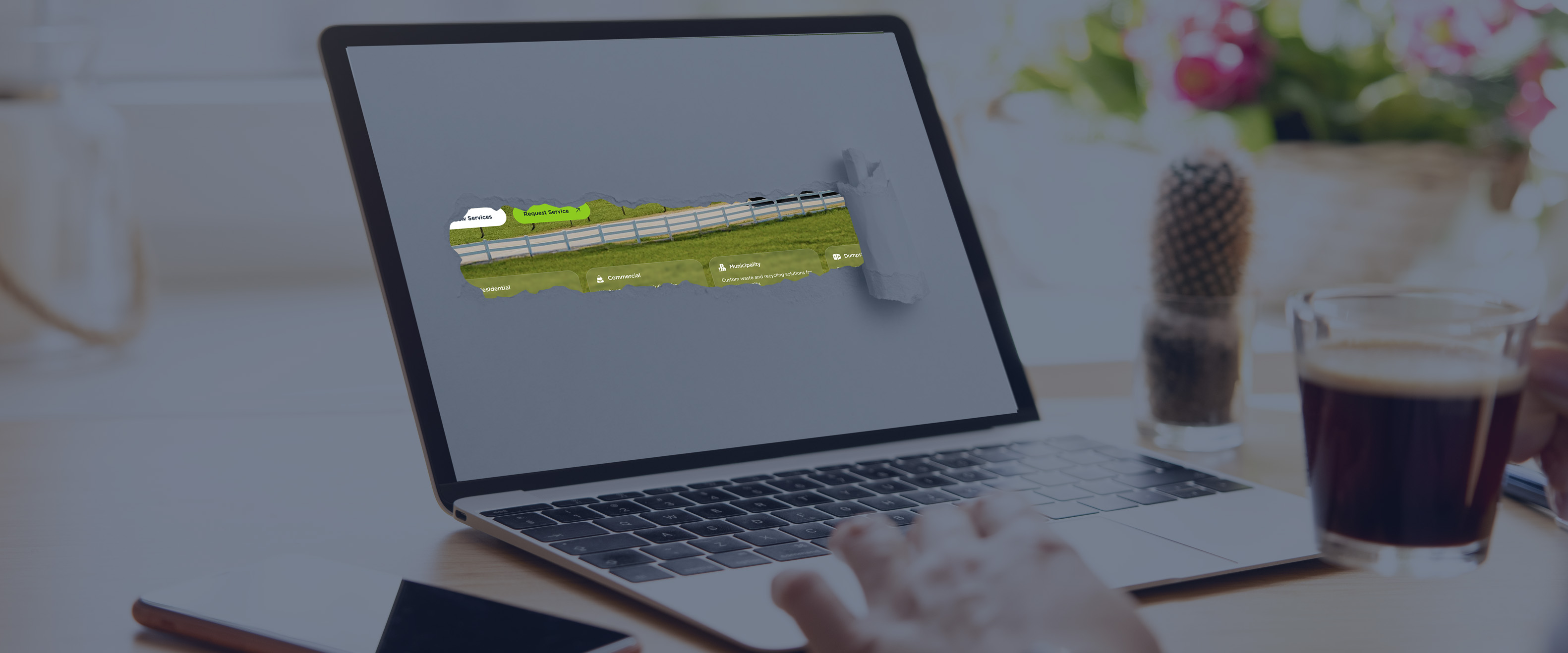 MOCKUP Web Reveal 3163×1318 V03